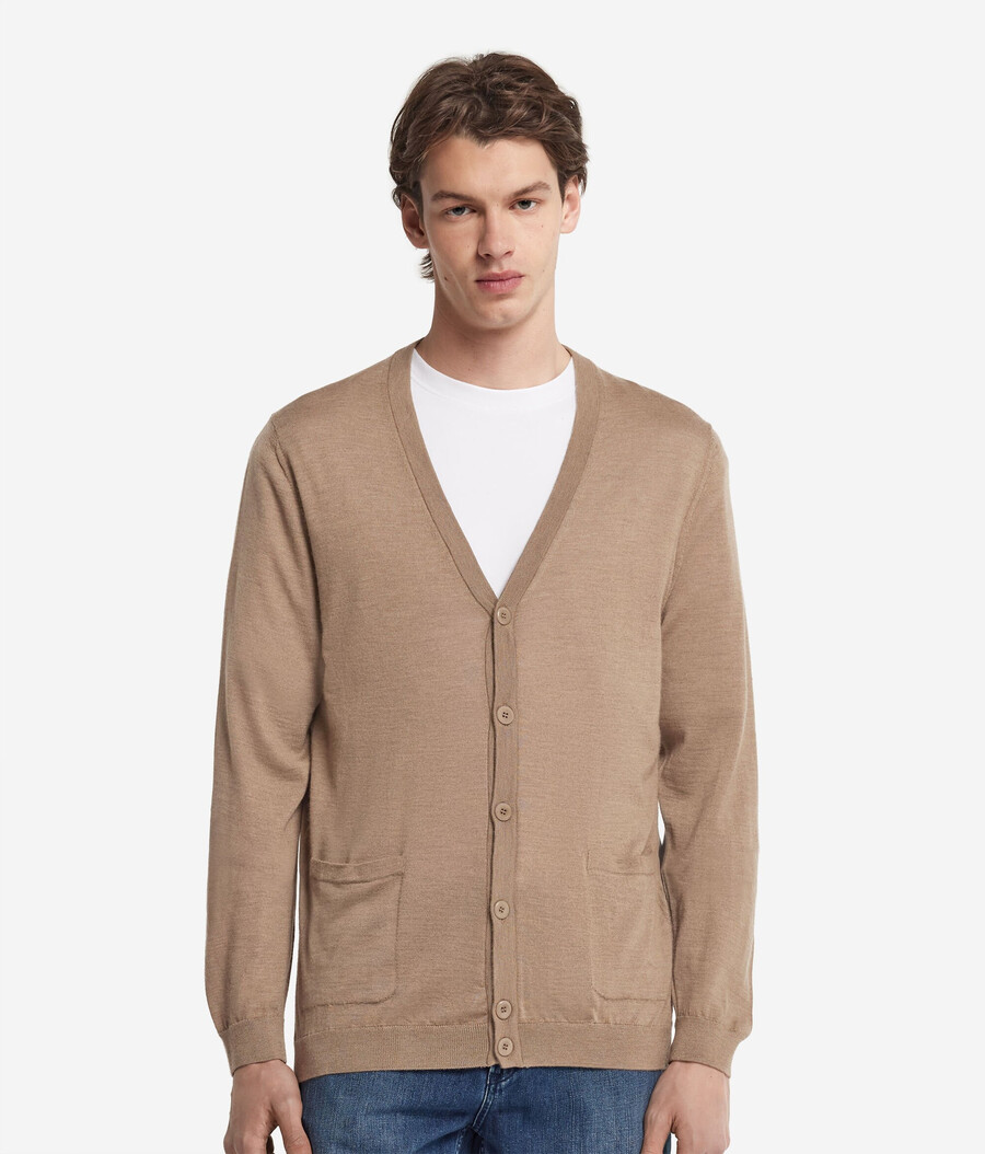 kaschmir-strickjacke mit knöpfen