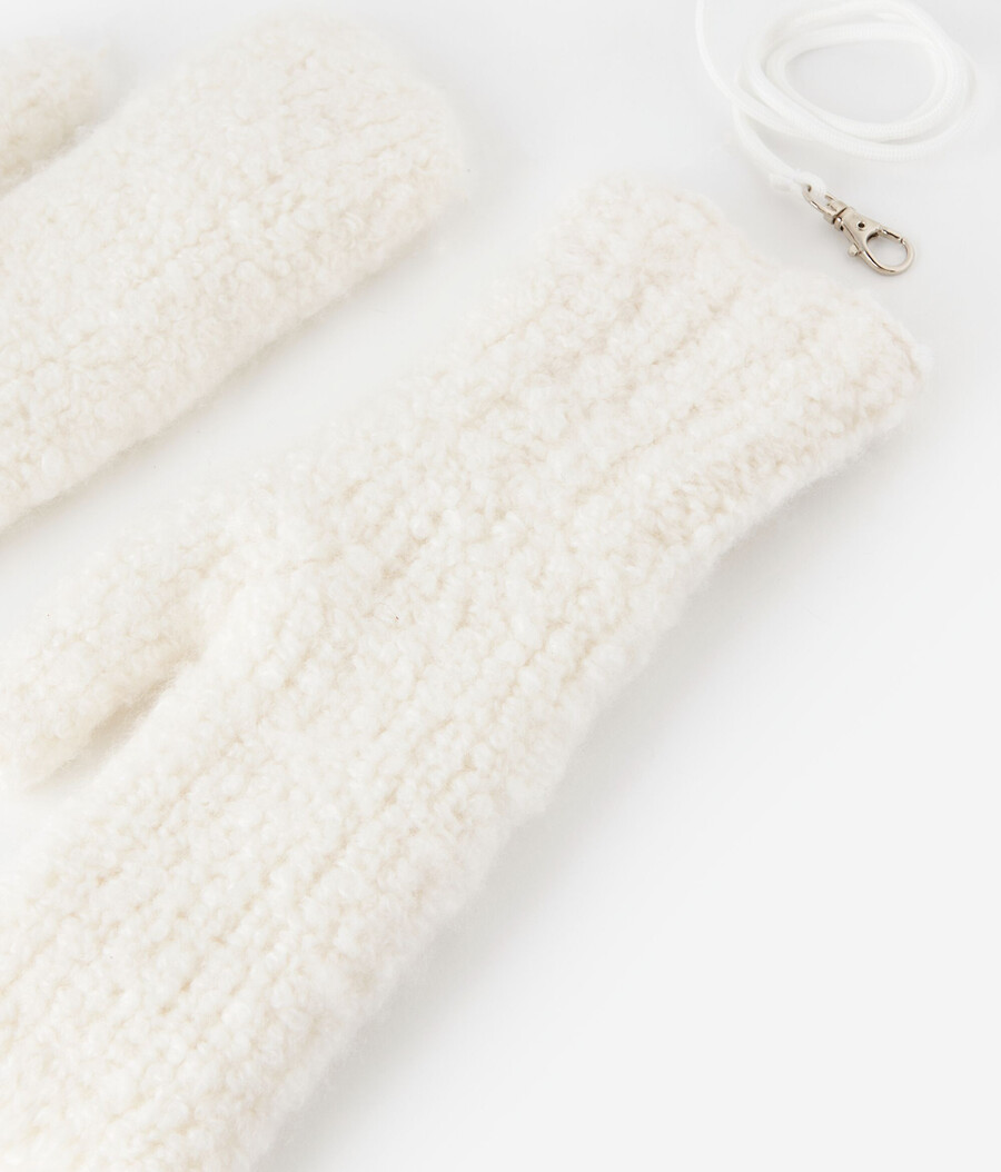 ultraweiche fäustlinge aus kaschmir und bouclé