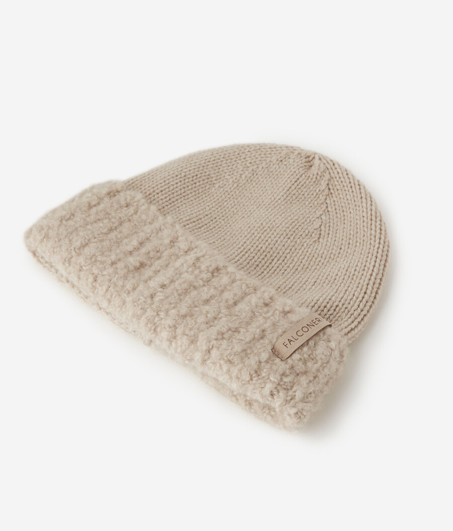 ultraweiche mütze aus kaschmir und bouclé