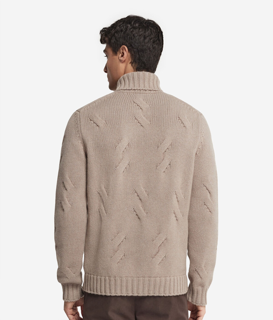 kaschmir-rollkragenpullover mit zopfmuster