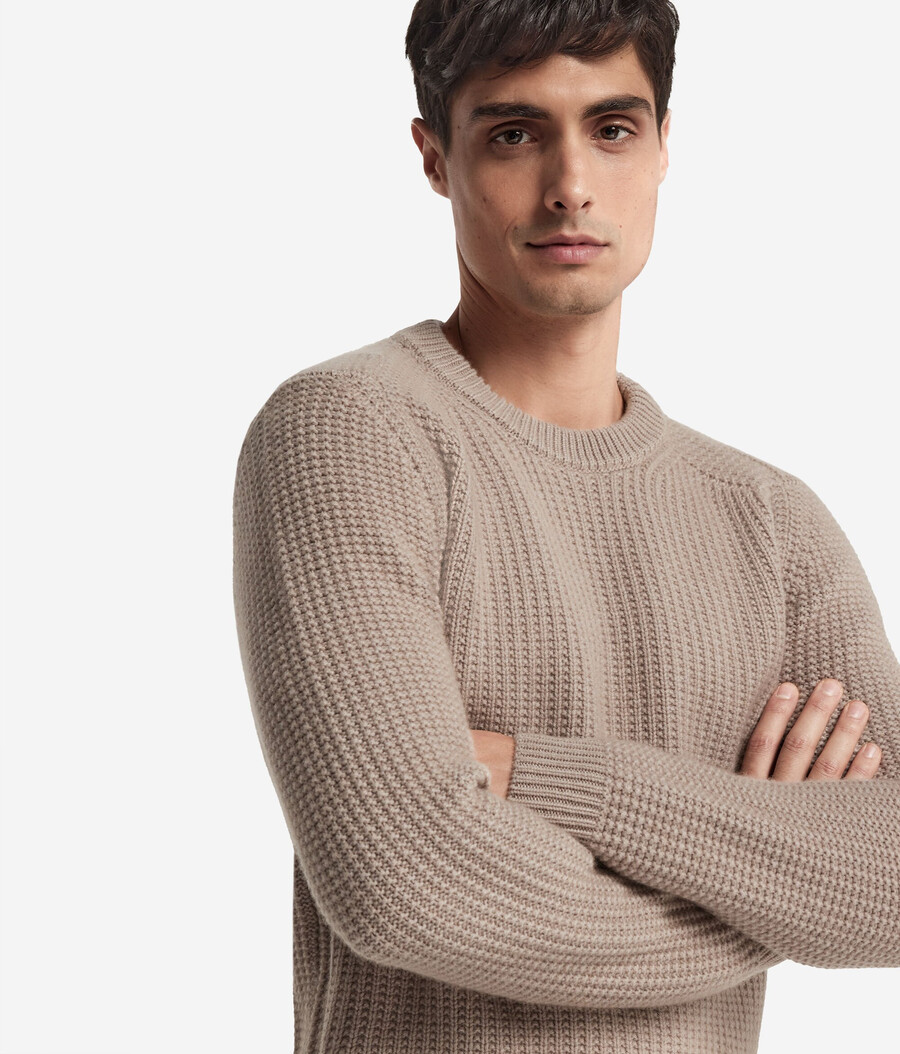 gerippter ultraweicher kaschmirpullover mit rundhalsausschnitt