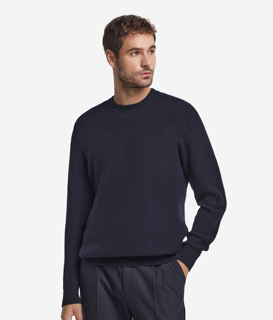 ultraweicher kaschmirpullover mit waffelstrick und rundhalsausschnitt
