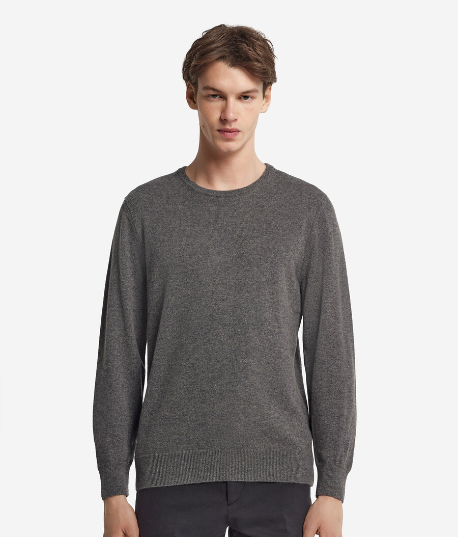ultraweicher kaschmirpullover mit rundhalsausschnitt