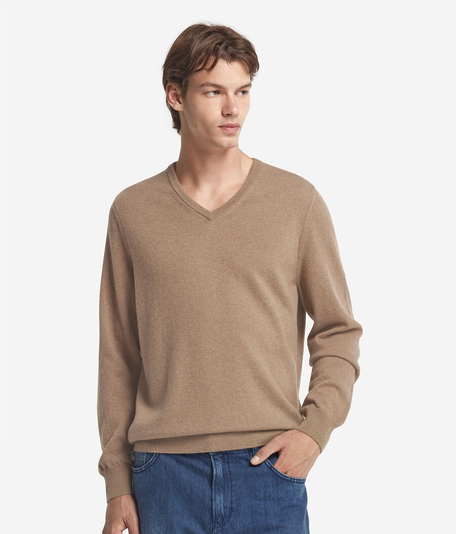 ultraweicher kaschmirpullover mit v-ausschnitt