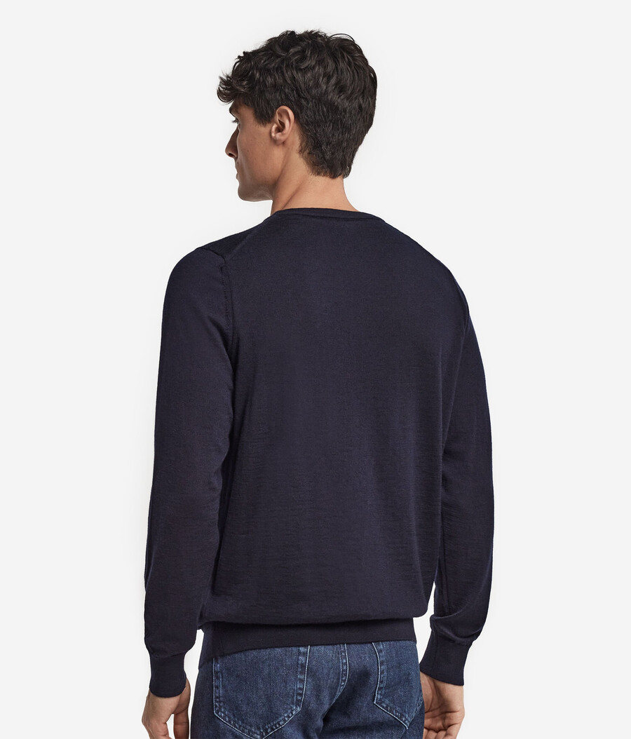 rundhals-pullover aus ultrafeinem kaschmir