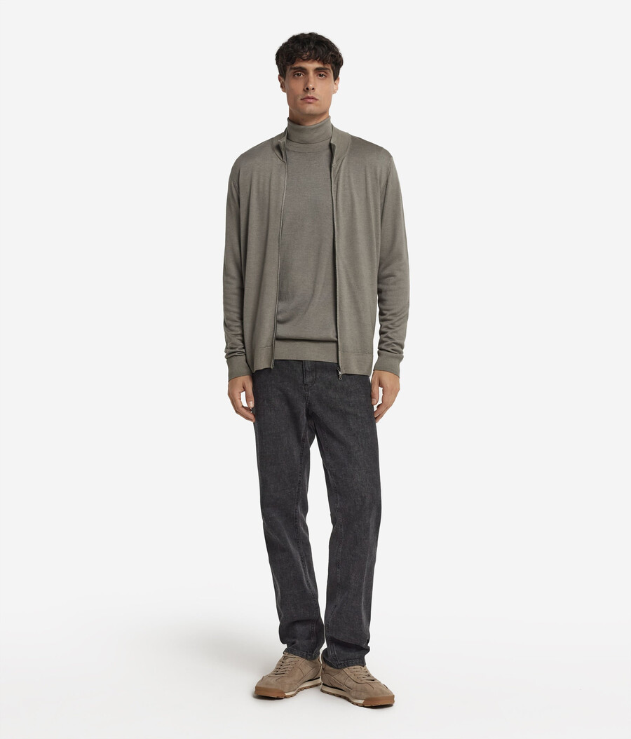 ultrafeiner kaschmir-rollkragenpullover
