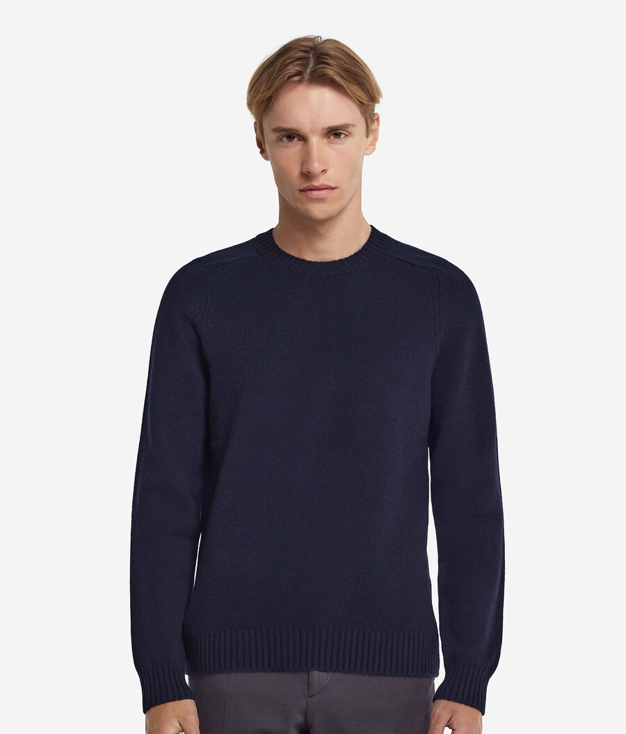 ultraweicher kaschmirpullover mit rundhalsausschnitt
