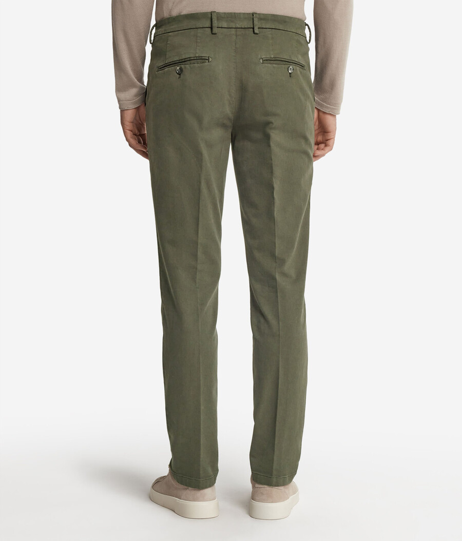chinos
