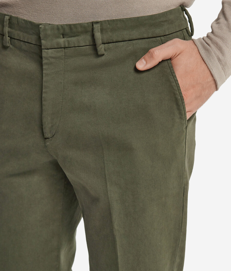 chinos