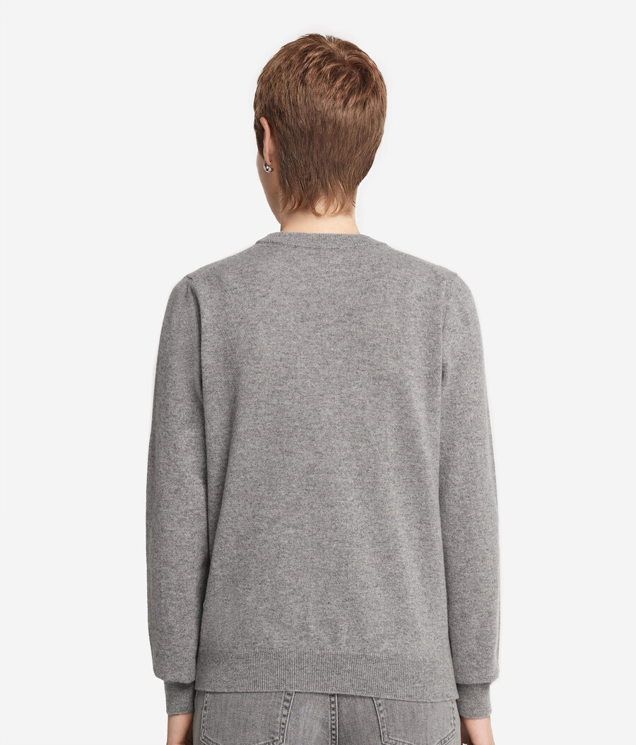 langärmeliger ultraweicher kaschmirpullover mit rundhalsausschnitt