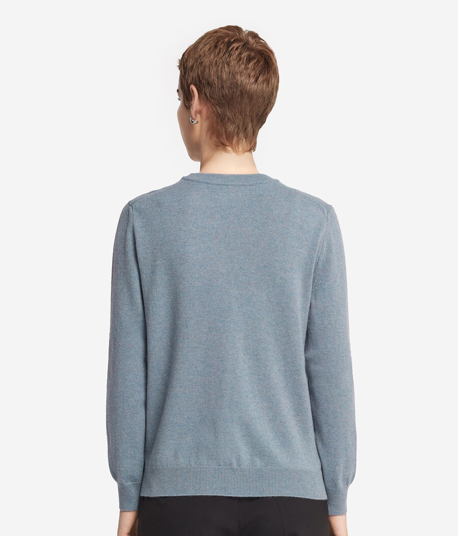 langärmeliger ultraweicher kaschmirpullover mit rundhalsausschnitt