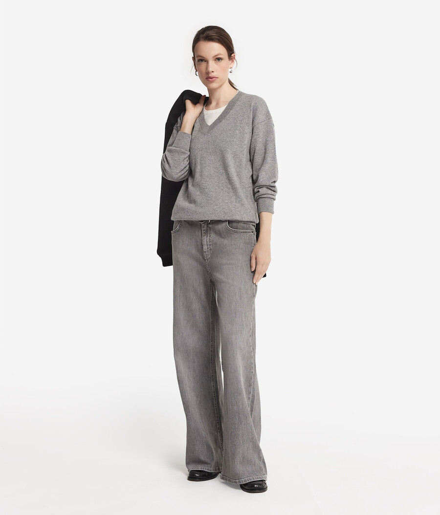 ultraweicher kaschmirpullover mit v-ausschnitt