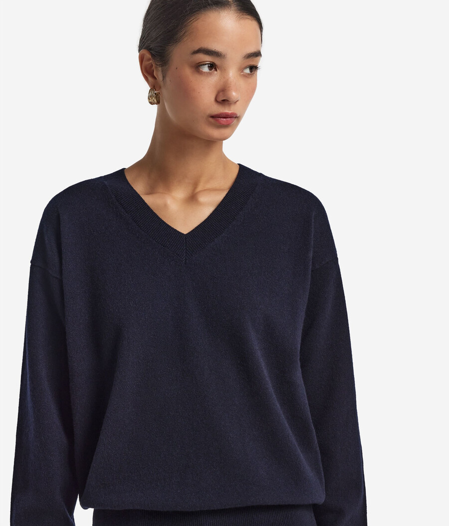 ultraweicher kaschmirpullover mit v-ausschnitt