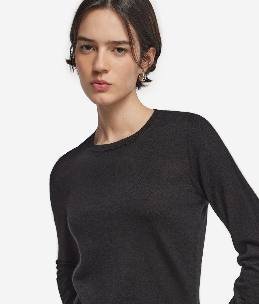 rundhals-pullover aus ultrafeinem kaschmir