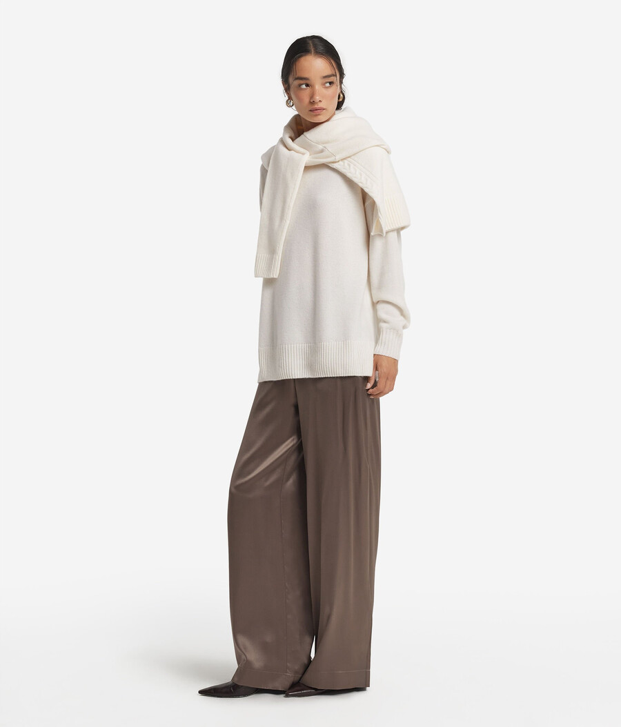 ultraweicher kaschmirpullover mit rundhalsausschnitt und schlitzen