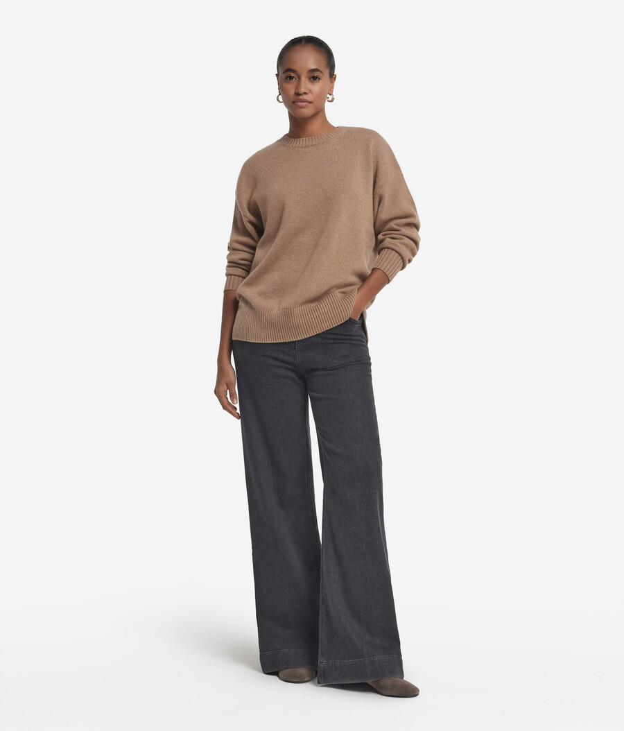 ultraweicher kaschmirpullover mit rundhalsausschnitt und schlitzen