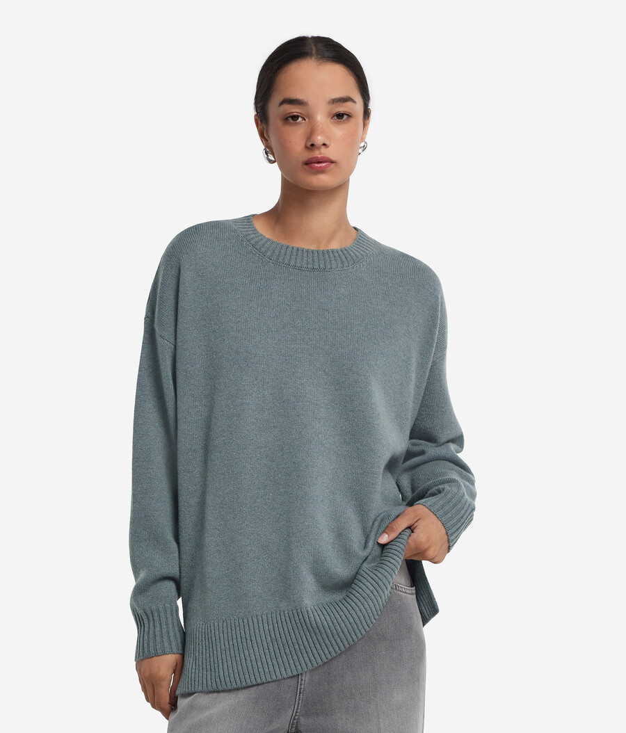 ultraweicher kaschmirpullover mit rundhalsausschnitt und schlitzen