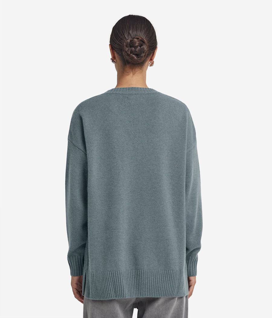ultraweicher kaschmirpullover mit rundhalsausschnitt und schlitzen
