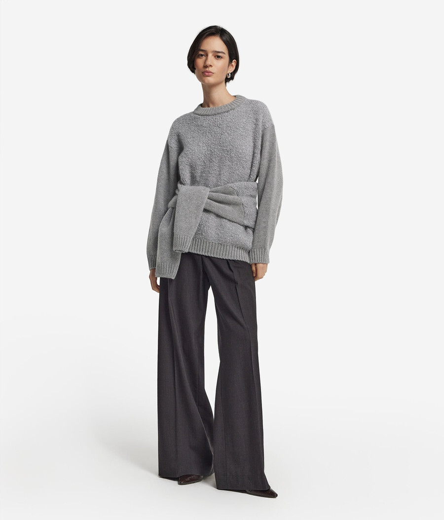 bouclé-kaschmirpullover mit rundhalsausschnitt