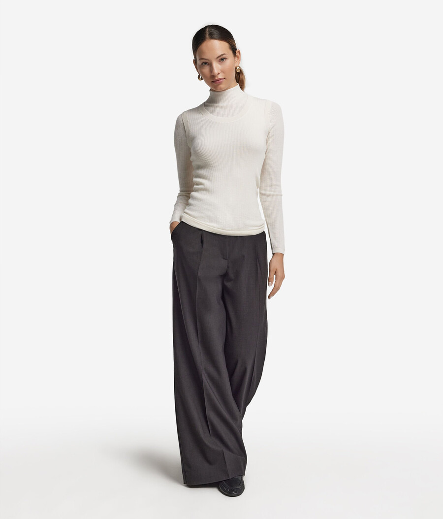 gerippter rollkragenpullover aus ultrafeinem kaschmir