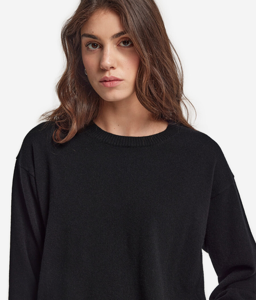 ultraweicher kaschmirpullover mit schlitzen