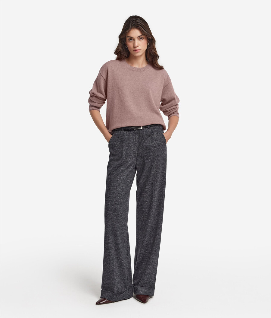 ultraweicher kaschmirpullover mit schlitzen
