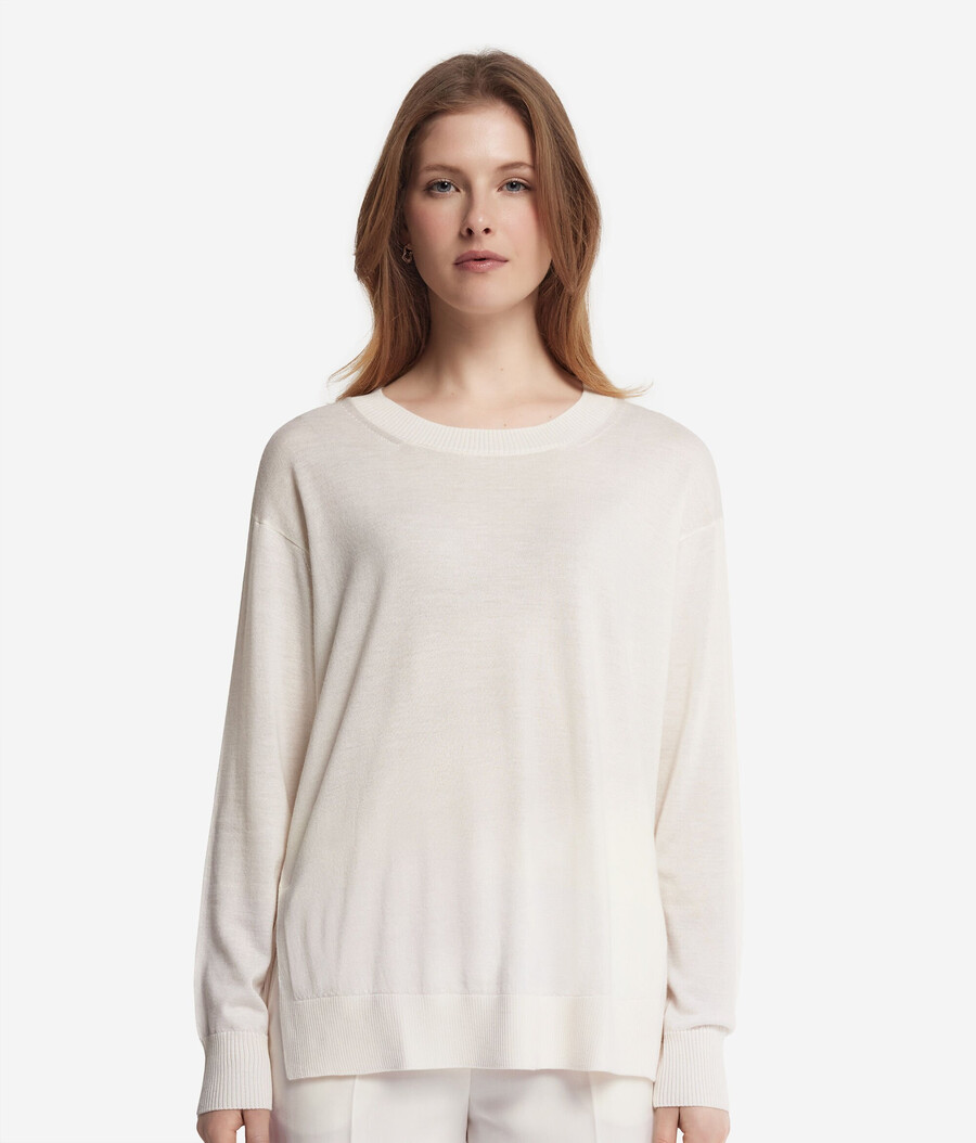 rundhals-kaschmirpullover mit schlitzen