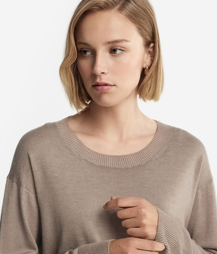 rundhals-kaschmirpullover mit schlitzen