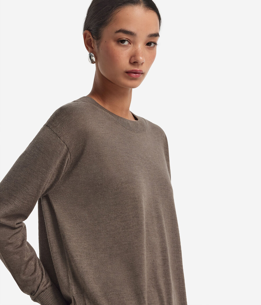 rundhals-kaschmirpullover mit schlitzen
