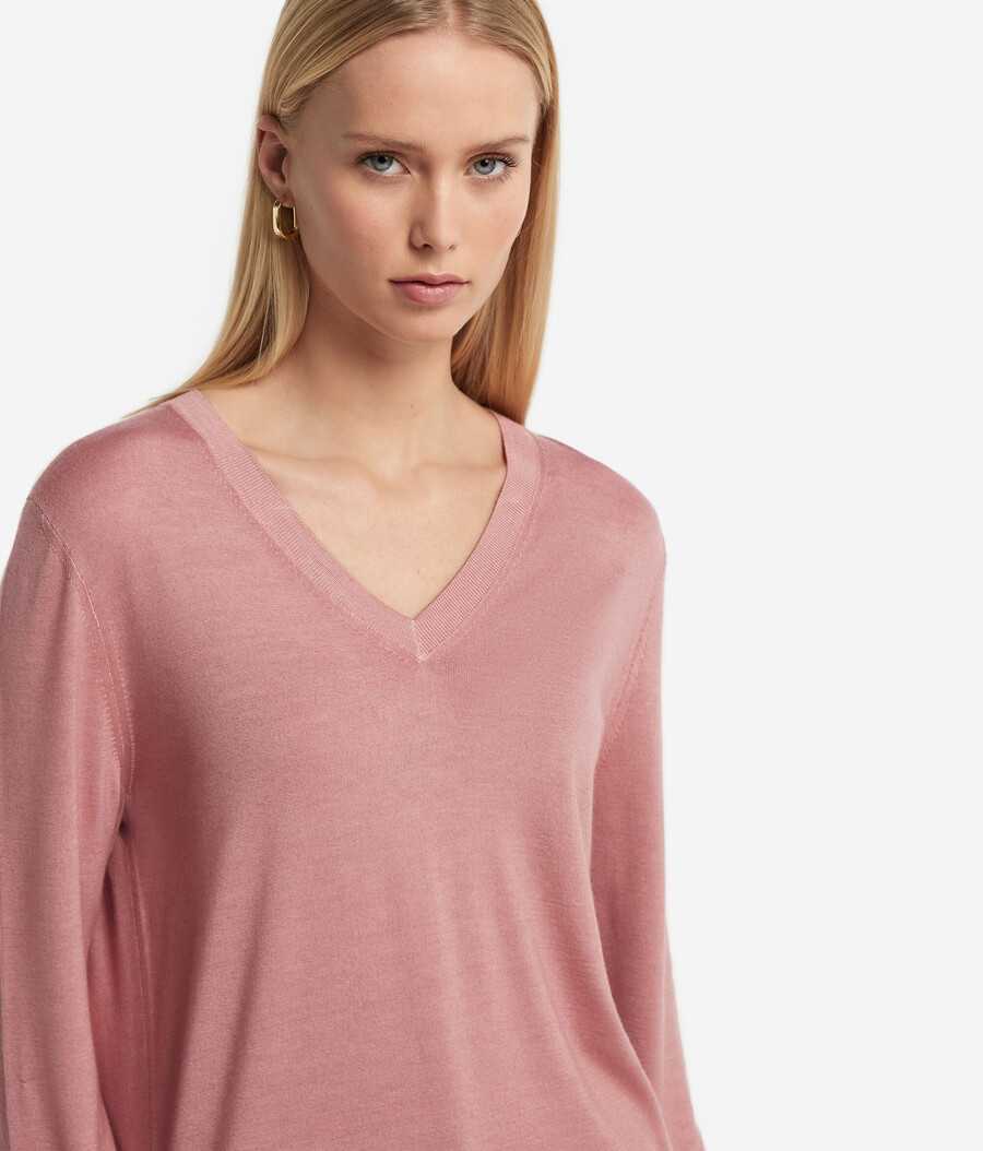 ultrafeiner kaschmirpullover mit v-ausschnitt