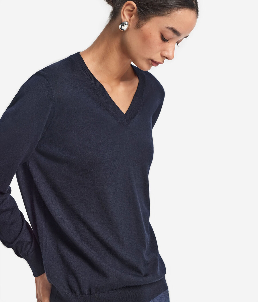 ultrafeiner kaschmirpullover mit v-ausschnitt