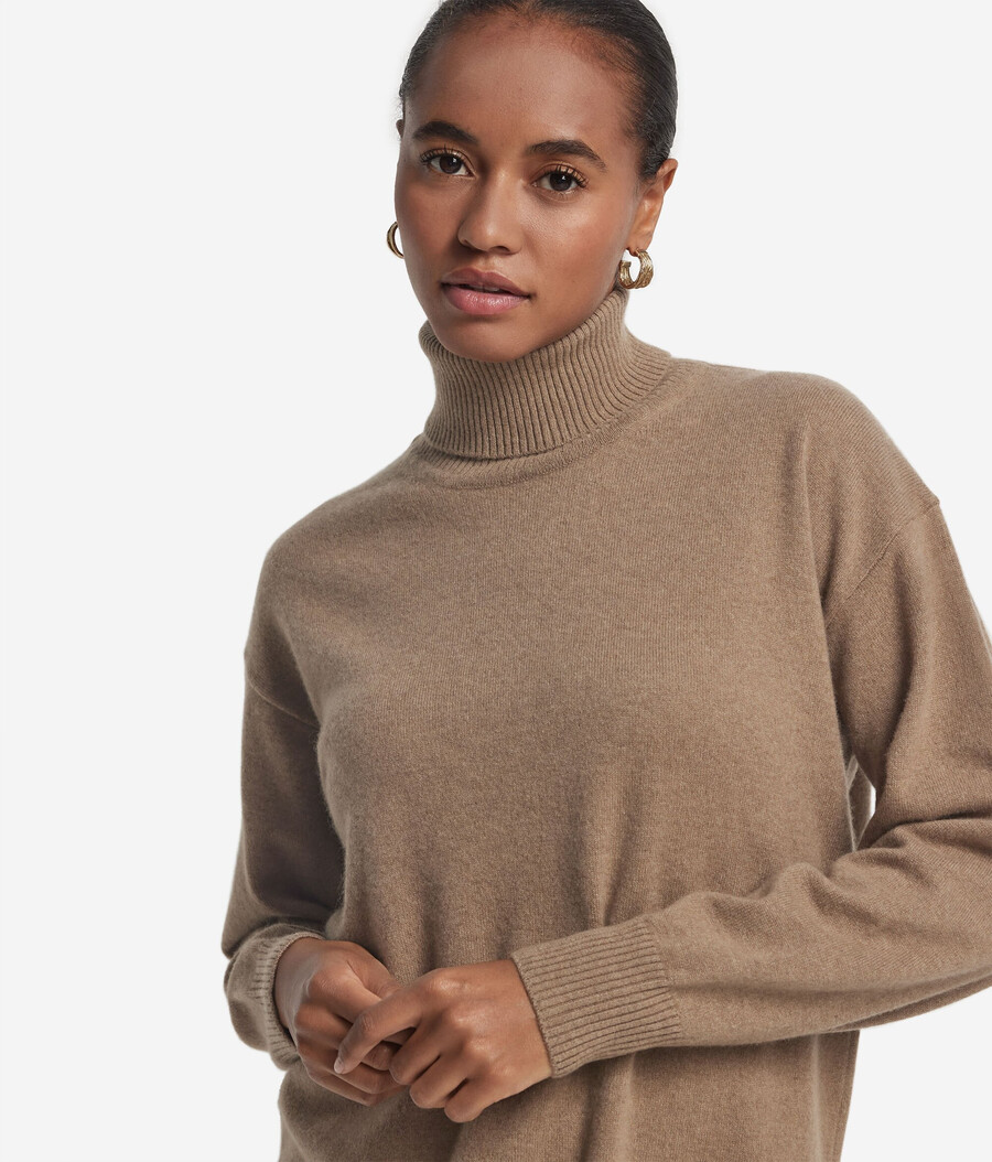 ultraweicher kaschmir-rollkragenpullover mit schlitzen