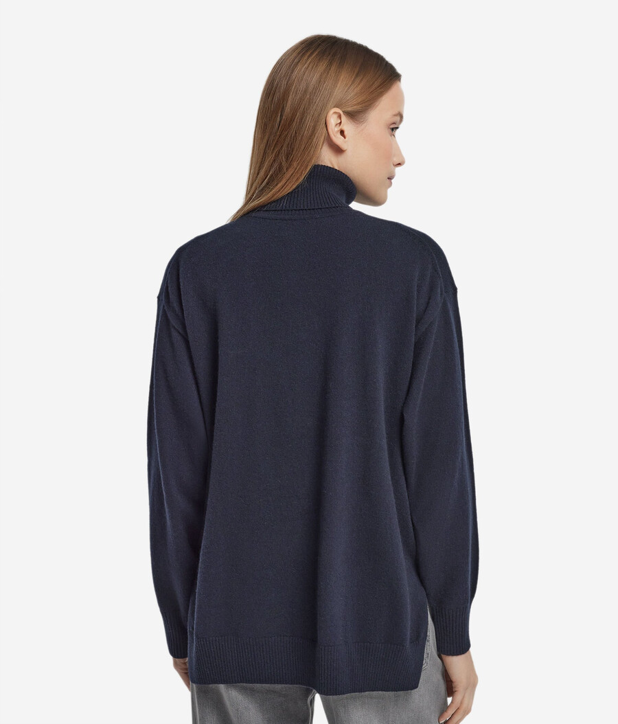 ultraweicher kaschmir-rollkragenpullover mit schlitzen
