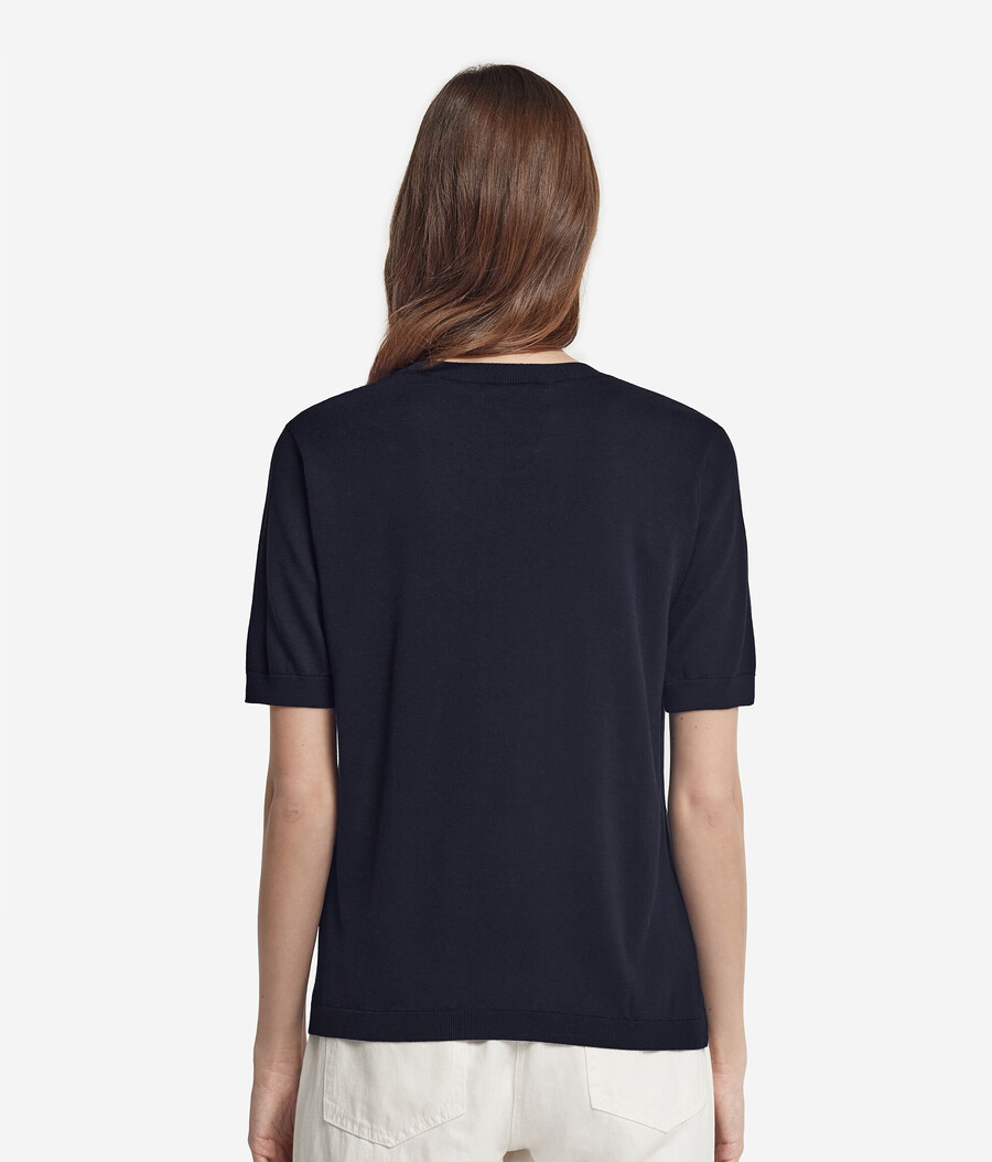 frisches baumwoll-t-shirt mit rundhalsausschnitt