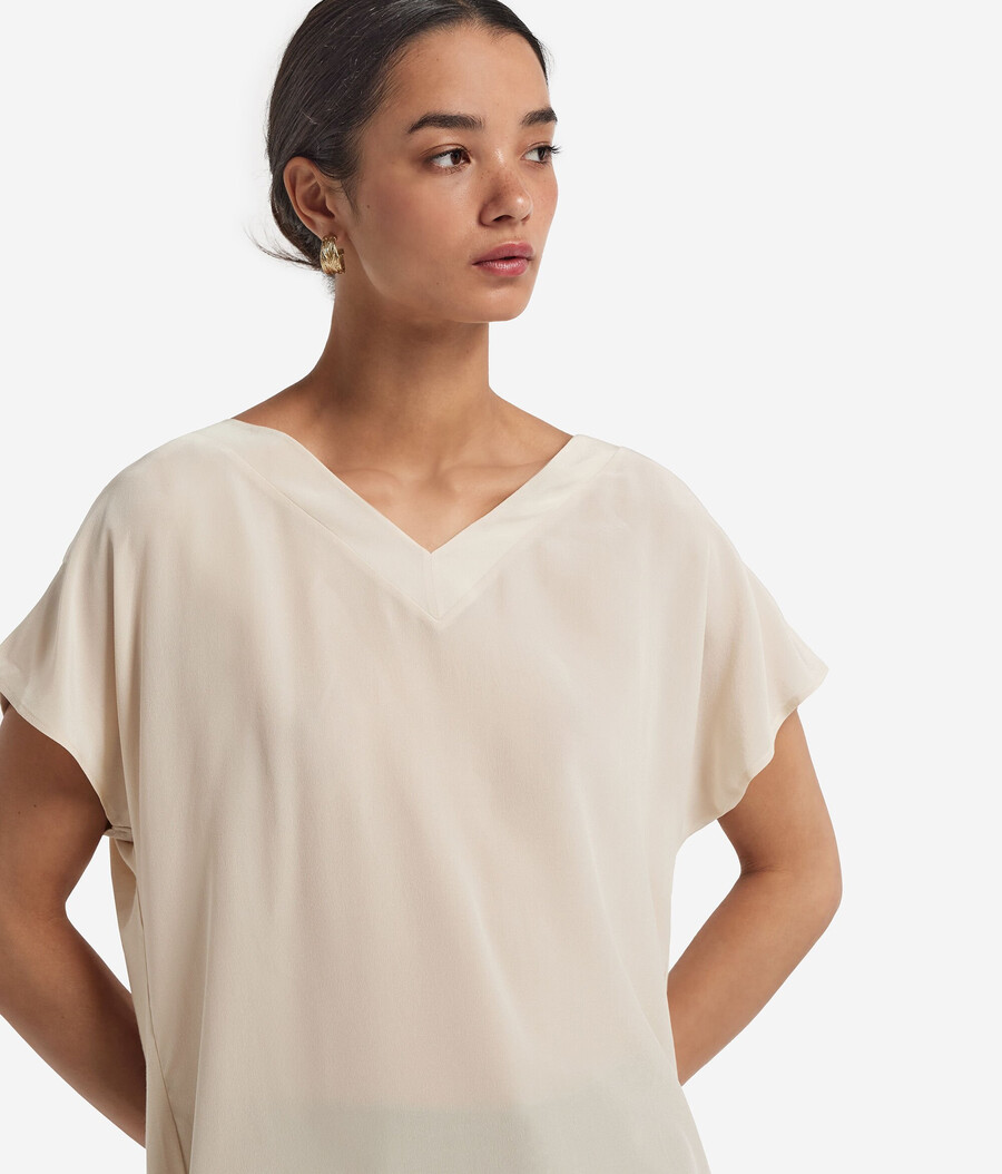 seiden-kimono-t-shirt mit v-ausschnitt