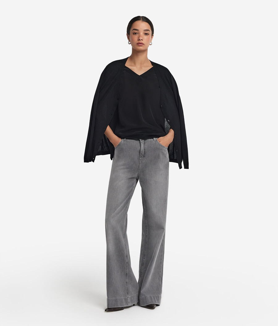 seiden-kimono-t-shirt mit v-ausschnitt