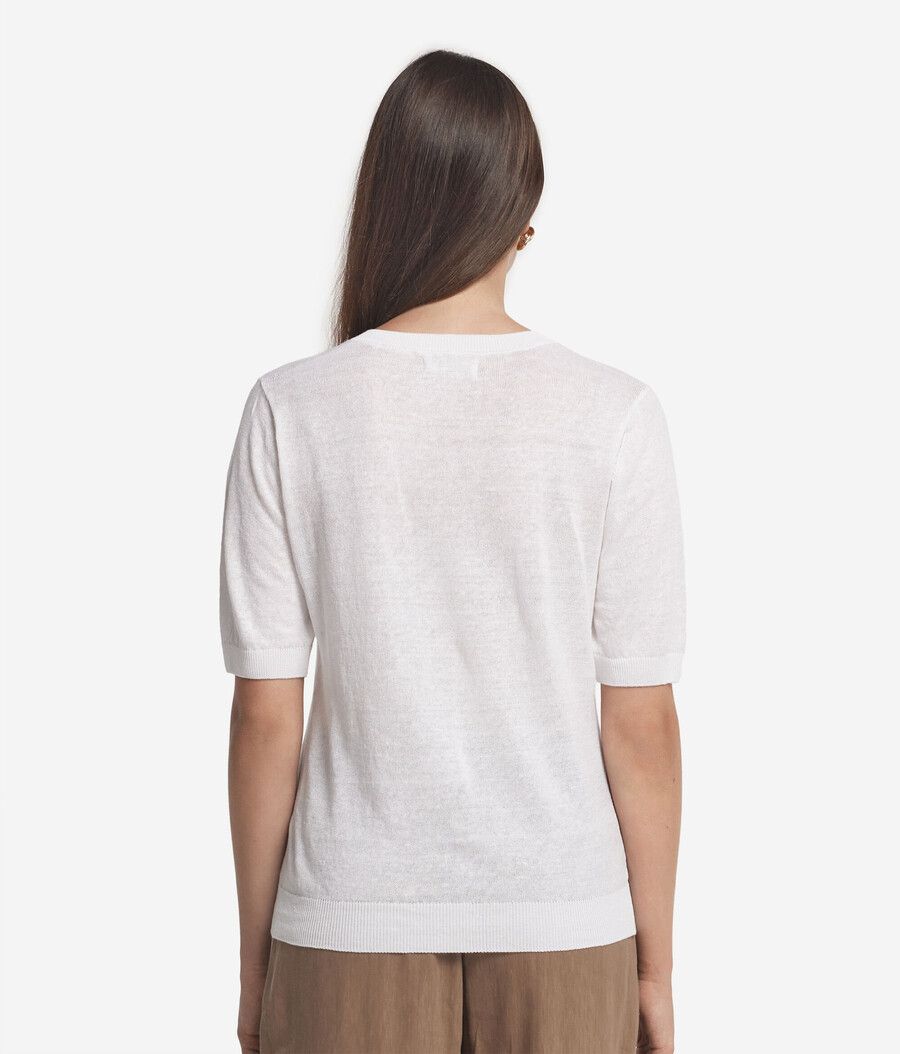 v-ausschnitt-t-shirt aus leinen und baumwolle