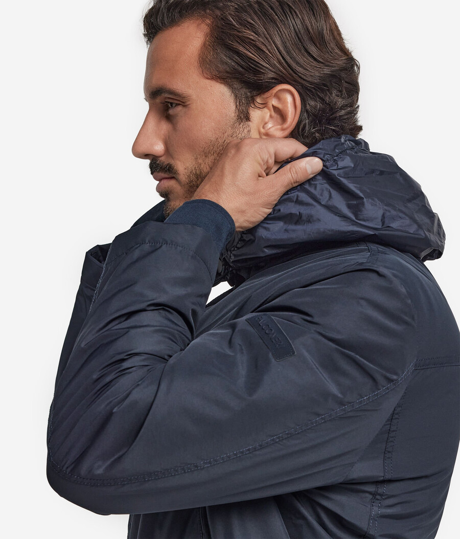 parka aus kaschmir-funktionsgewebe