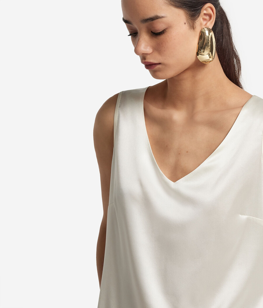 seiden-camisole mit v-ausschnitt