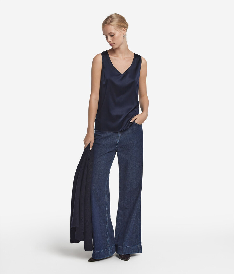 seiden-camisole mit v-ausschnitt