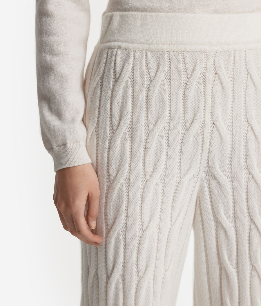 zopfstrickhose aus ultraweichem kaschmir